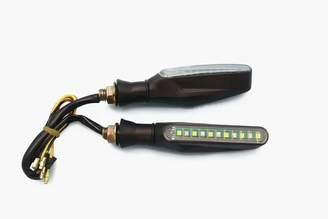 DIRECCIONALES LED SECUENCIAL AMBAR/AZUL DIAMANTE SY-YT052