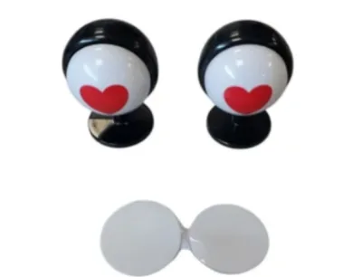 ACCESORIO PARA CASCO DE CORAZON NEGRO