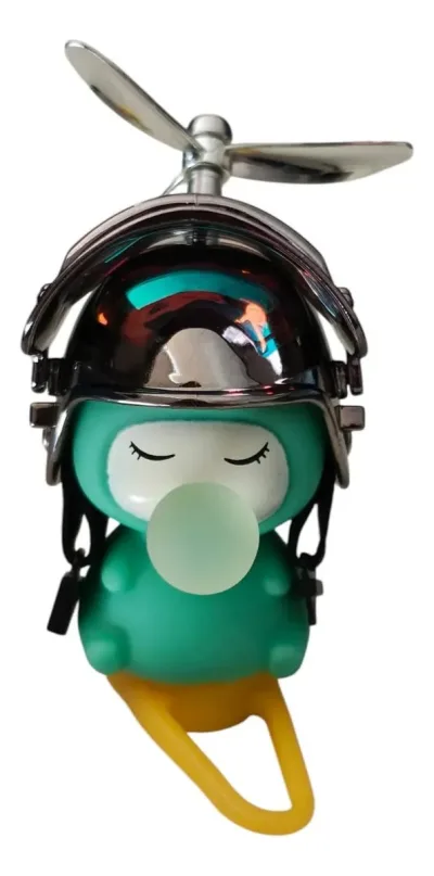 OSO VERDE CON CASCO METALICO GRIS