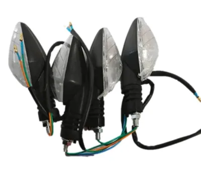 DIRECCIONALES DELANTERAS-TRASERAS TRANSPARENTES 150 Z