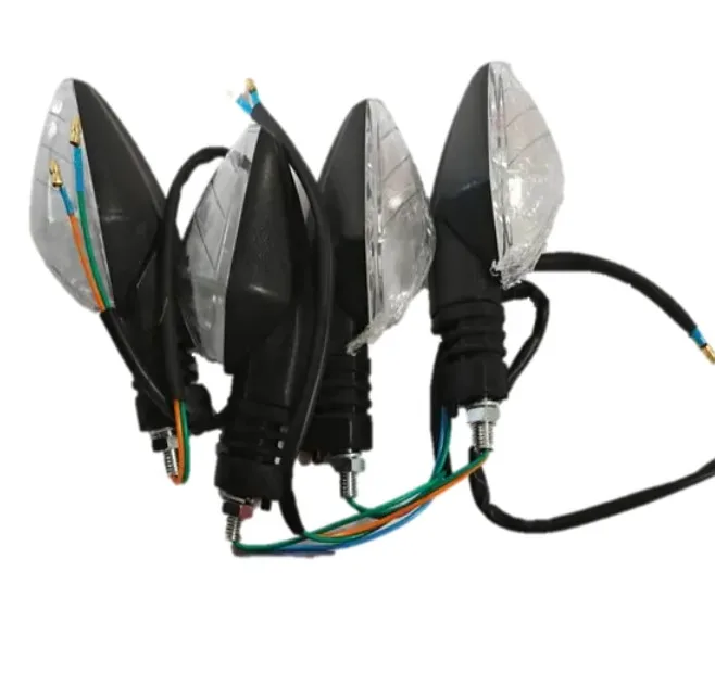 DIRECCIONALES DELANTERAS-TRASERAS TRANSPARENTES 150 Z